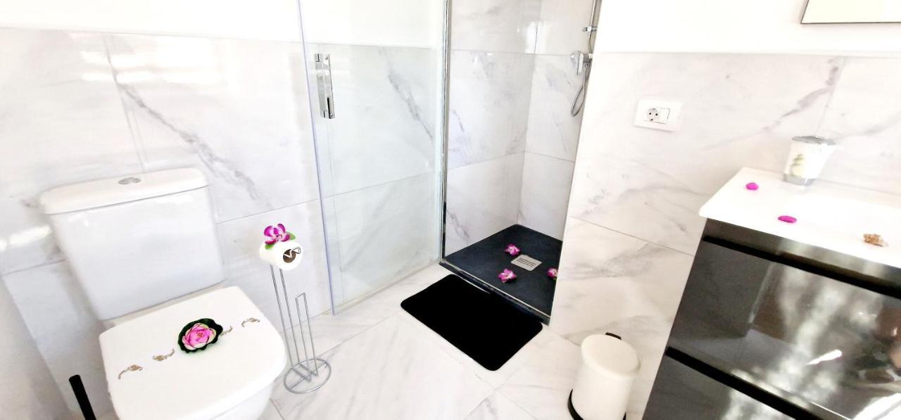 Fantastic 3 Bedroom Next Playa Las Americas & Wifi Free ปลายา ฟัญญาเบ ภายนอก รูปภาพ